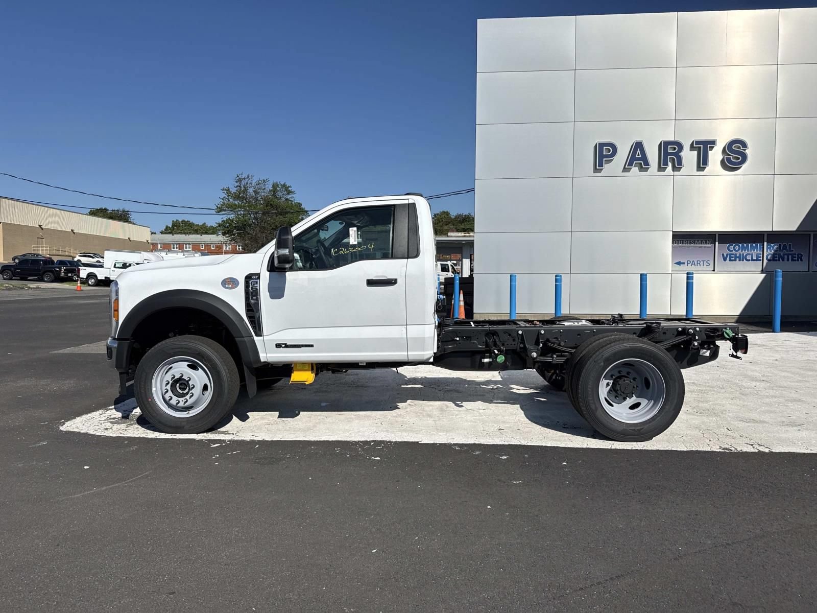 New 2026 Ford F600 4x4 Regular Cab Super Duty w/ XLT Value Package image 6