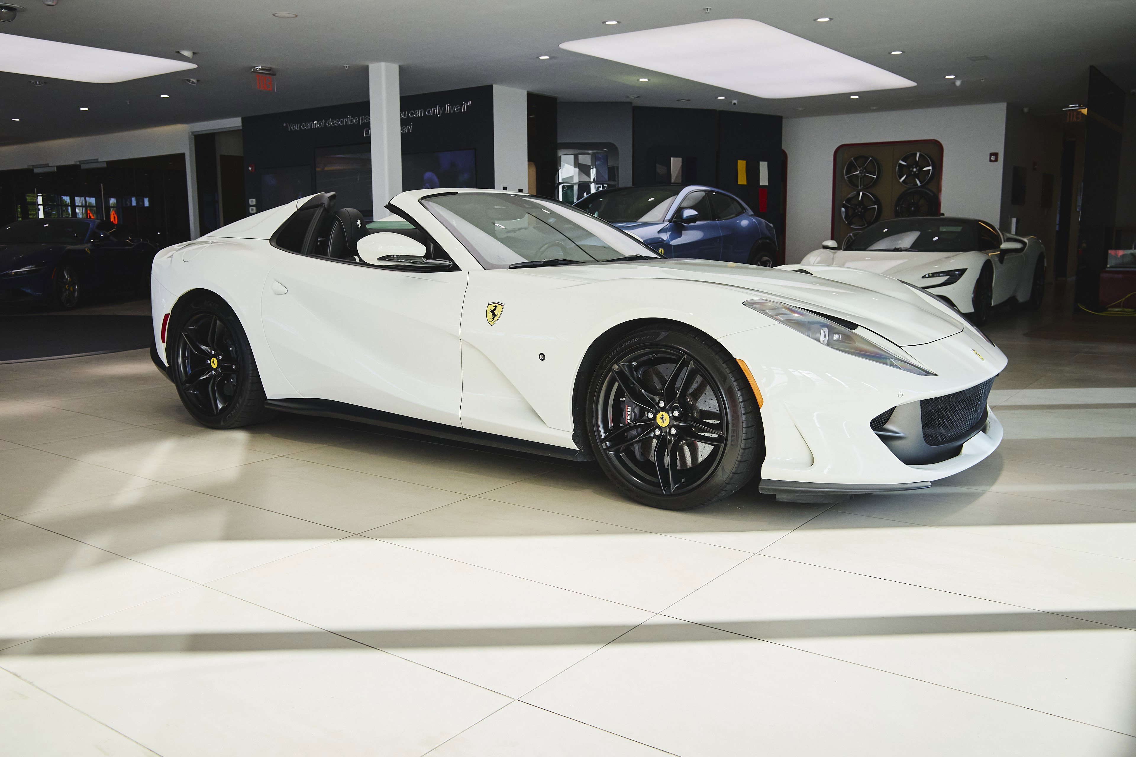 Used 2023 Ferrari 812 GTS image 42