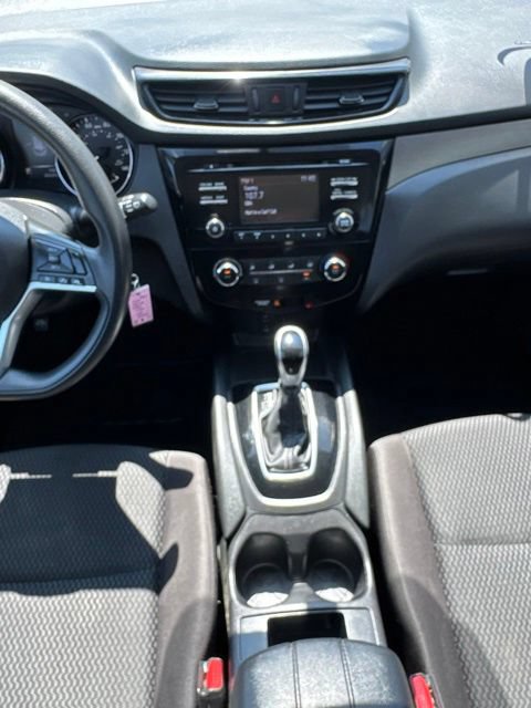 Used 2017 Nissan Rogue Sport S w/ S Appearance Package AWD/4WD image 30