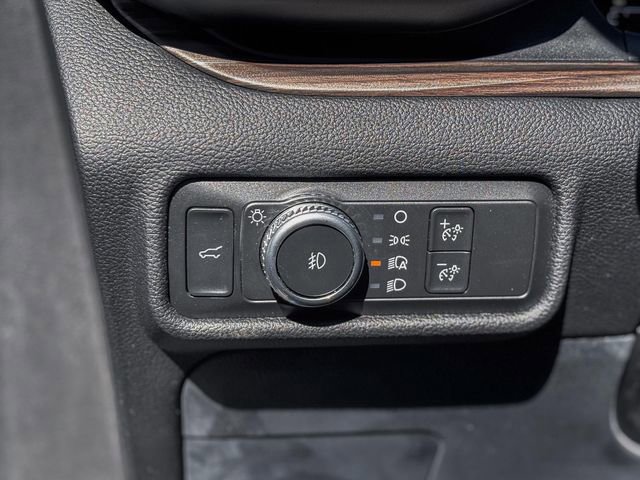 Used 2021 Ford Explorer Limited image 48