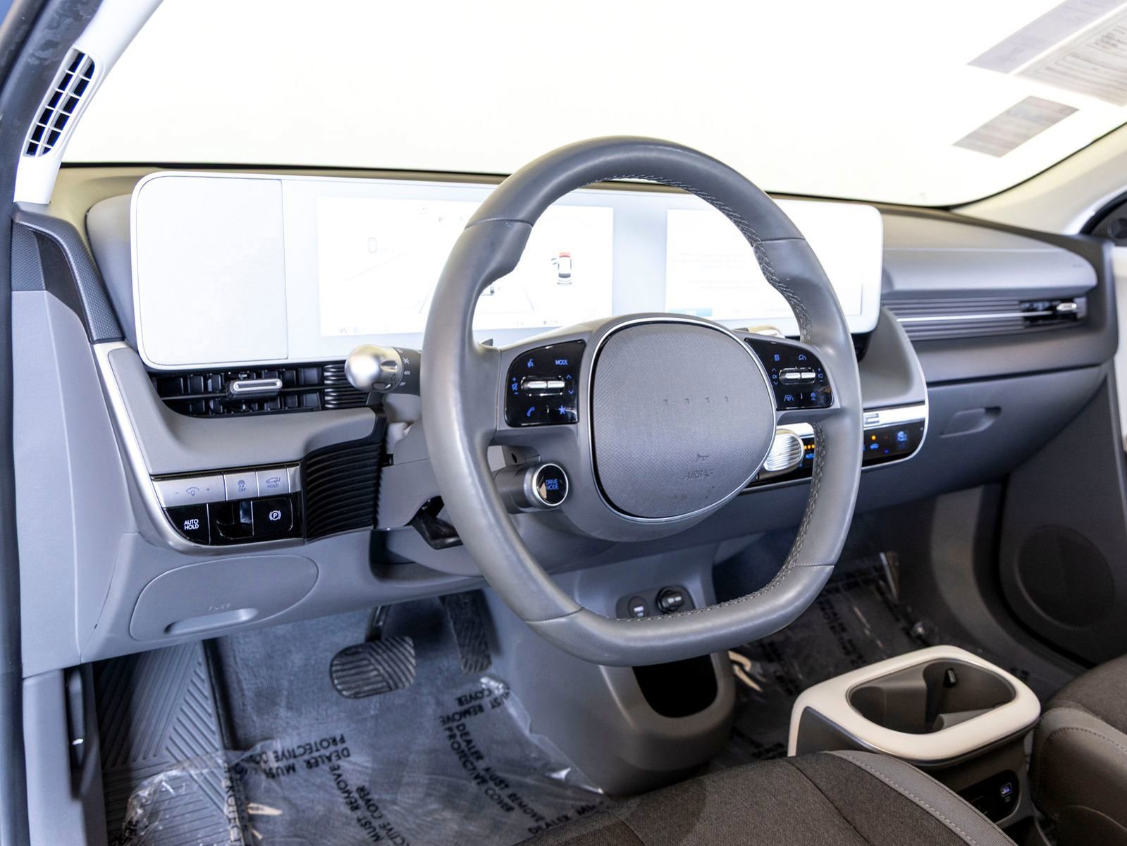 Used 2024 Hyundai Ioniq 5 SEL RWD image 17