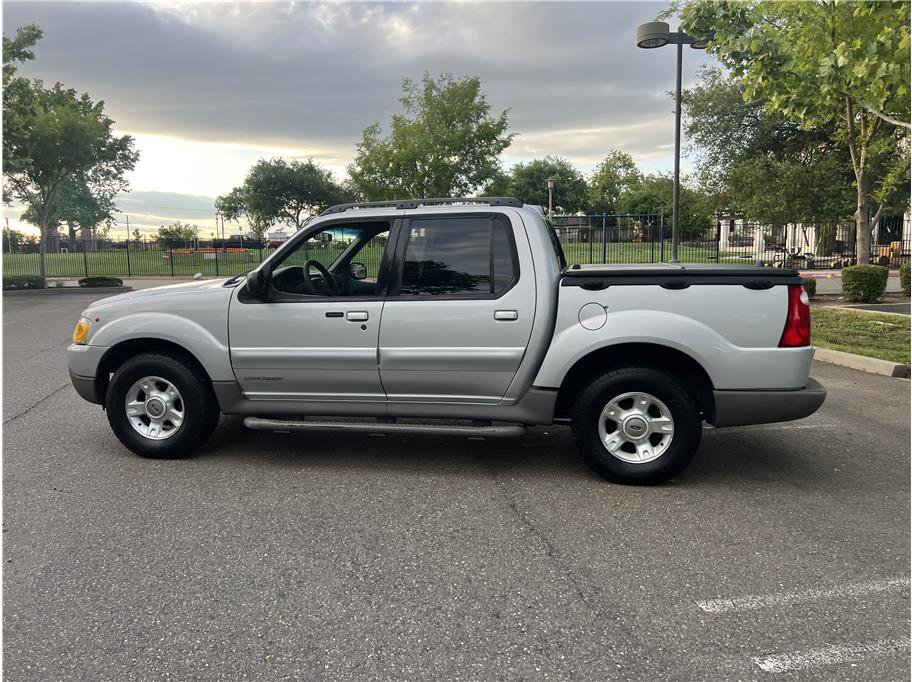 Used 2001 Ford Explorer Sport Trac 2WD image 4