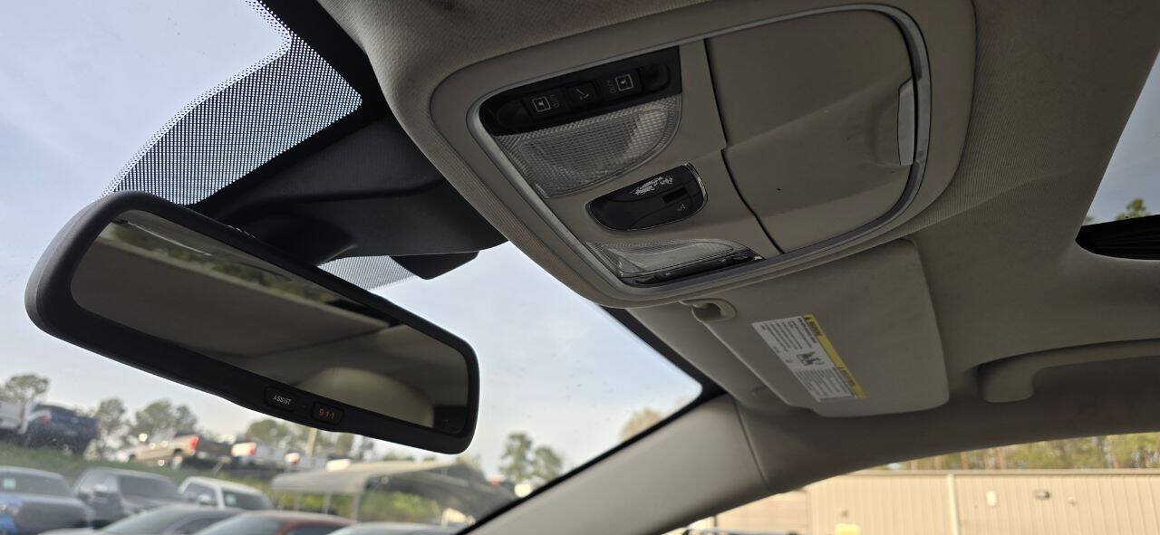 Used 2016 Chrysler 200 C w/ Navigation & Sound Group I FWD image 28