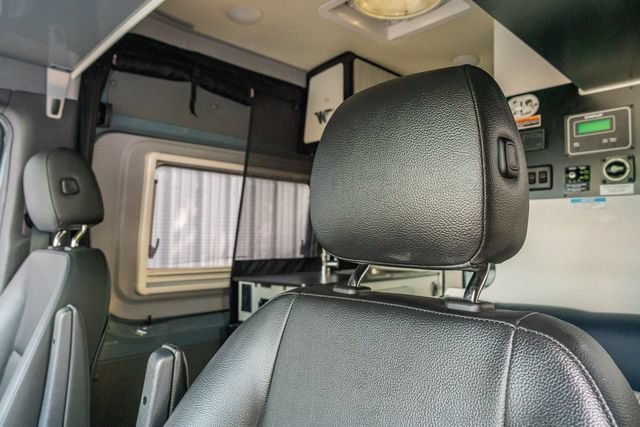 Used 2021 Mercedes-Benz Sprinter 2500 image 20