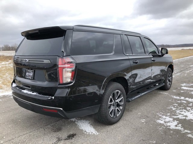 Used 2022 Chevrolet Suburban Z71 w/ Z71 Off-Road Package image 7
