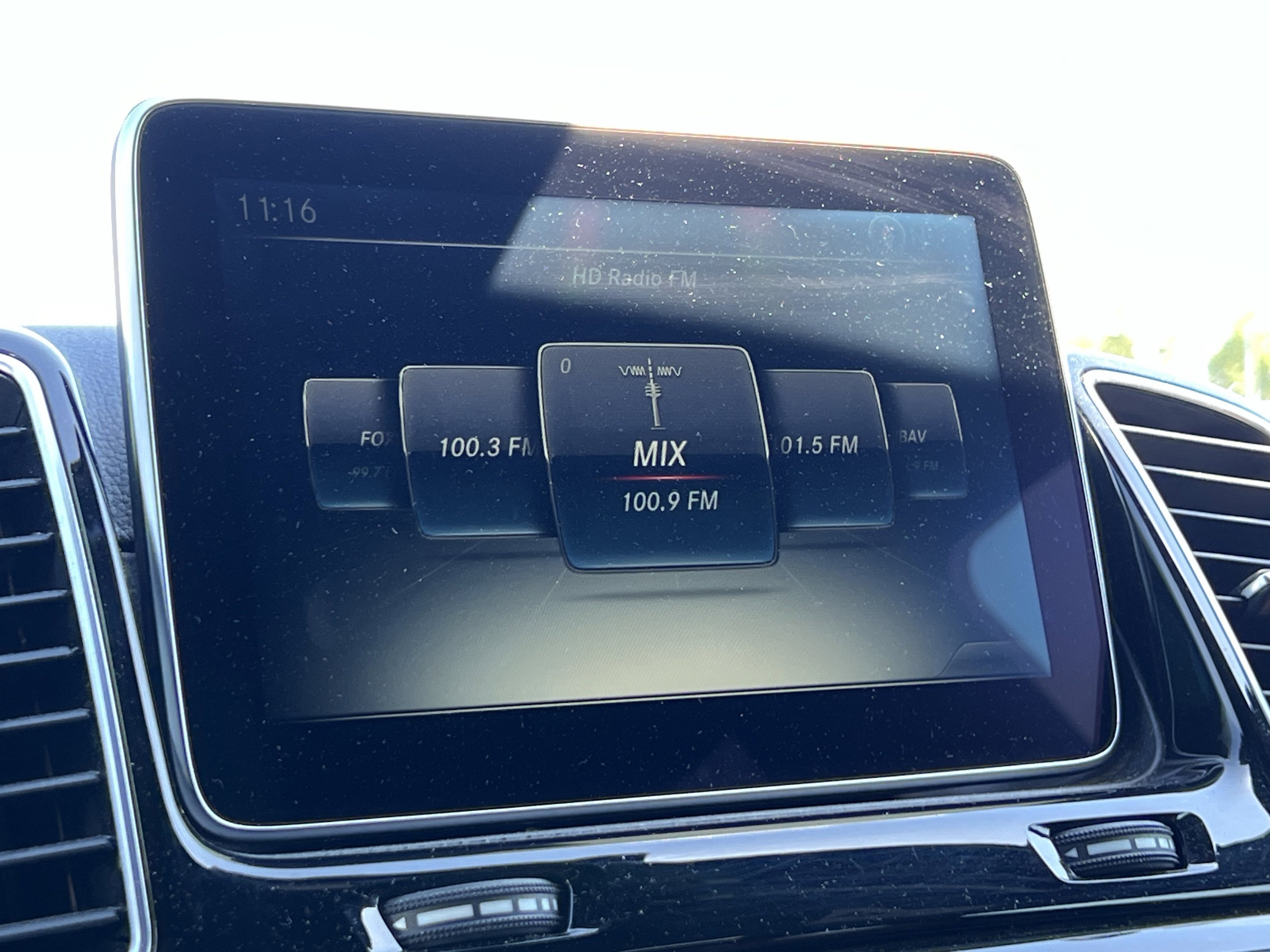 Used 2016 Mercedes-Benz GLE 400 4MATIC image 25