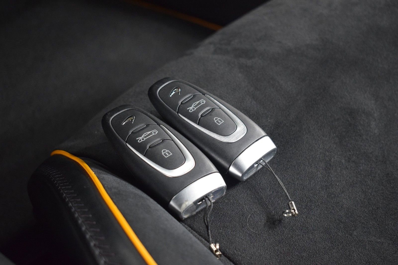 Used 2024 McLaren Artura image 35