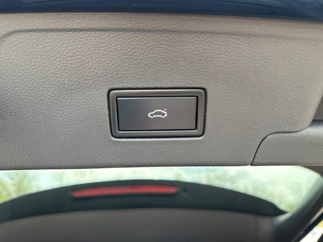 Used 2021 Volkswagen Atlas Cross Sport SEL Premium R-Line image 30