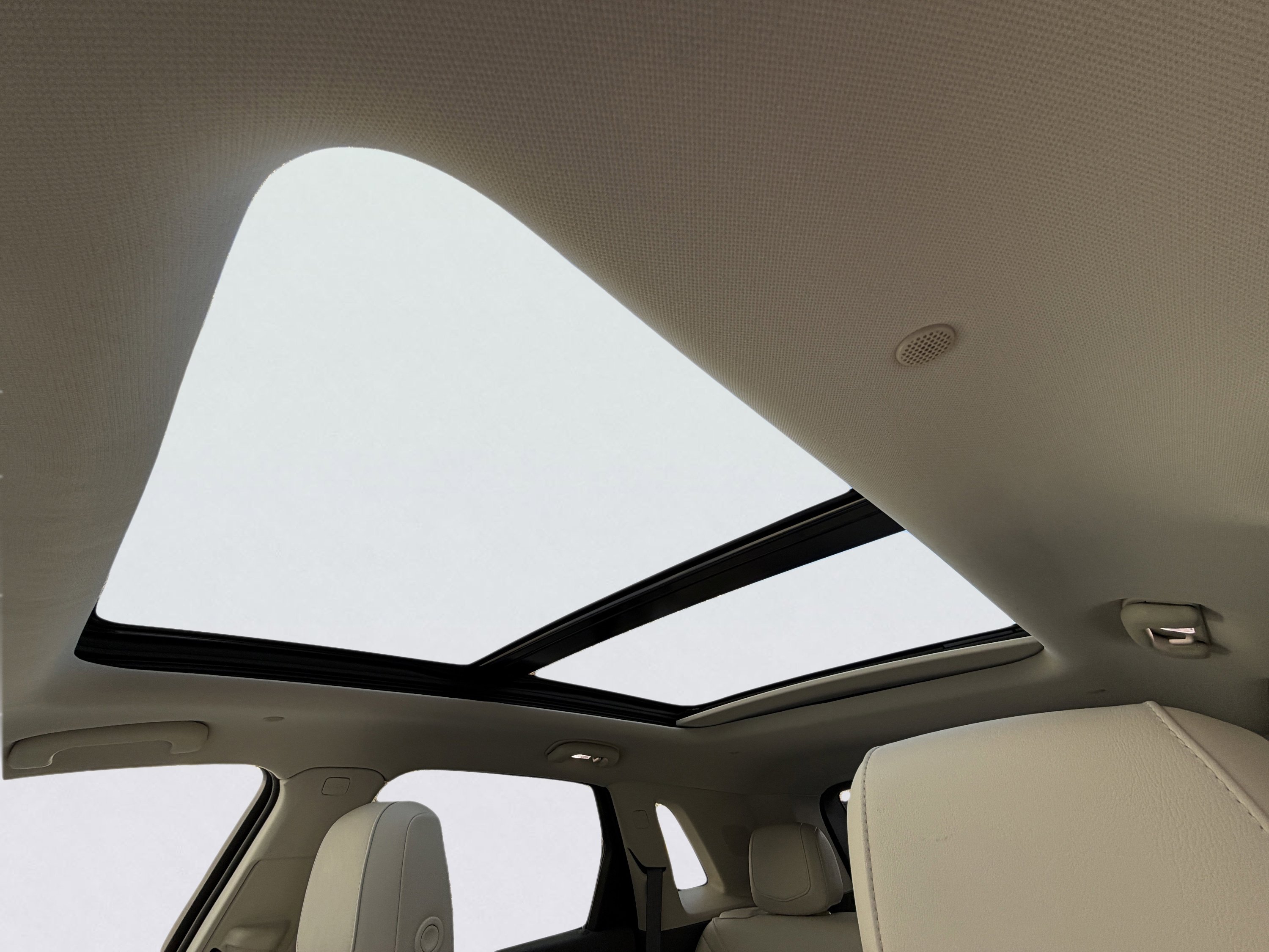 Used 2025 Cadillac XT5 Premium Luxury image 12