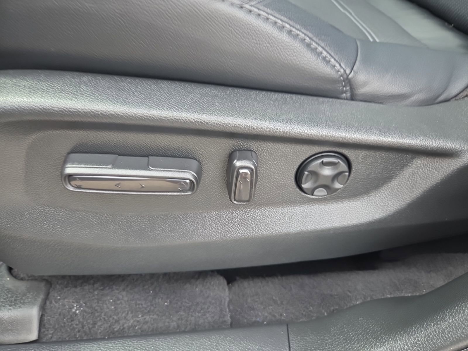 Used 2021 Honda CR-V EX-L image 17