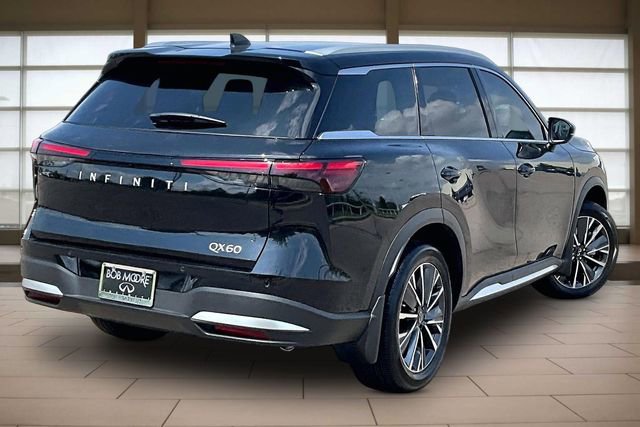 Certified 2026 INFINITI QX60 Luxe w/ Cargo Package FWD image 2