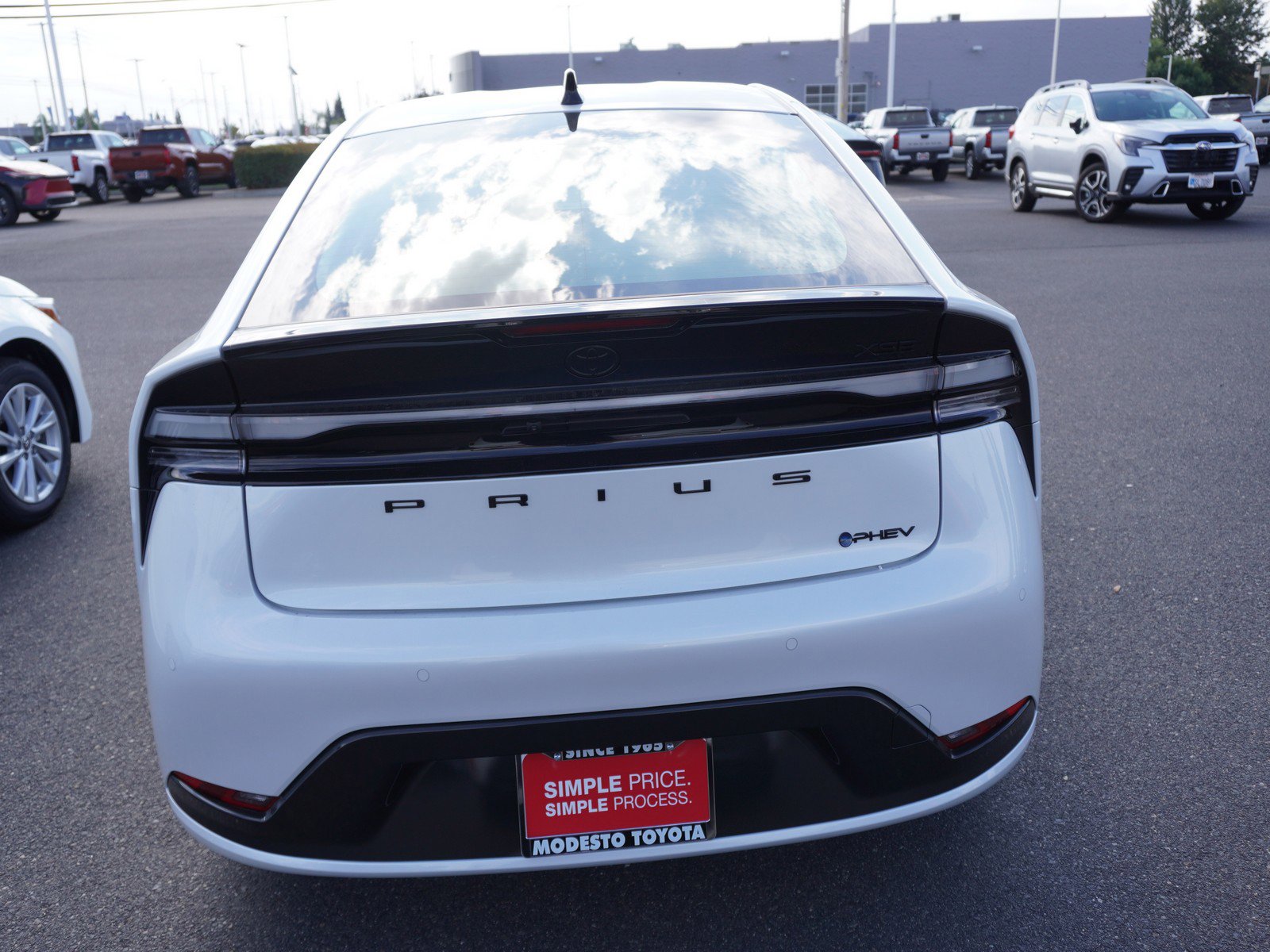 New 2026 Toyota Prius Plug-In Hybrid image 8