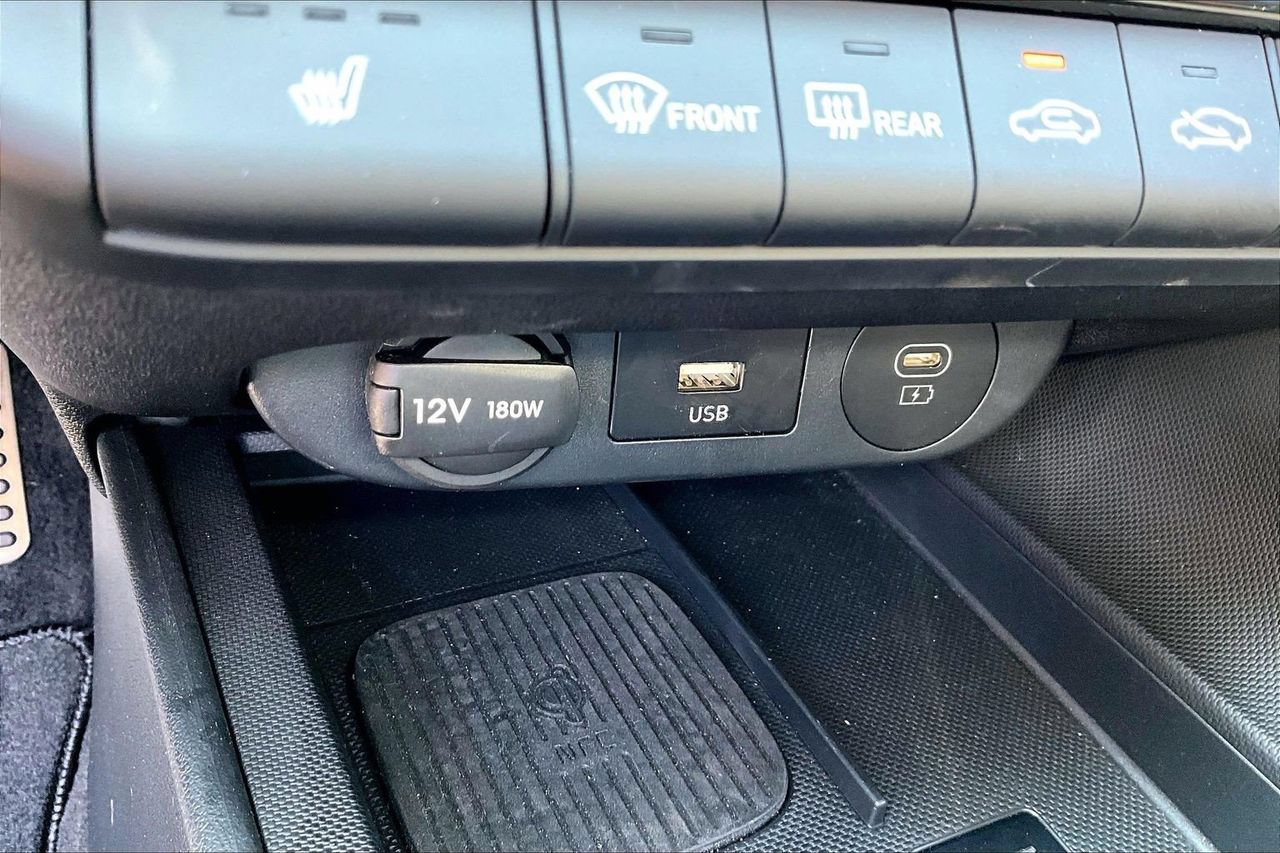 Used 2025 Hyundai Elantra N FWD image 16