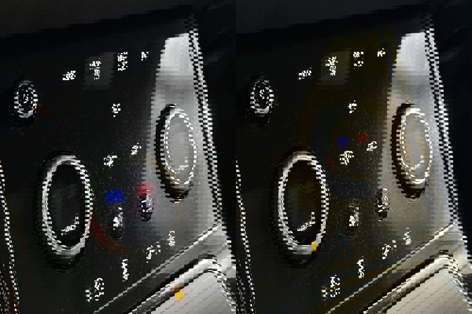 Used 2023 Land Rover Range Rover Evoque R-Dynamic S image 24