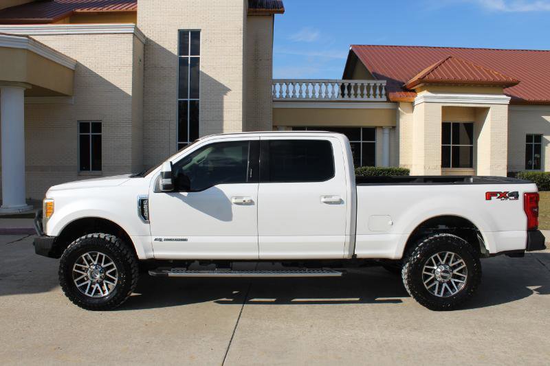 Used 2017 Ford F250 Lariat w/ Lariat Ultimate Package image 10