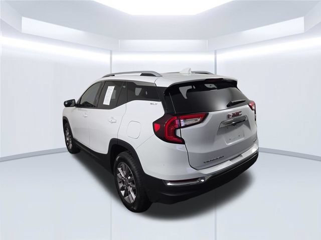 Used 2024 GMC Terrain SLT AWD/4WD image 9