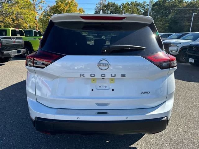 New 2026 Nissan Rogue SV image 5