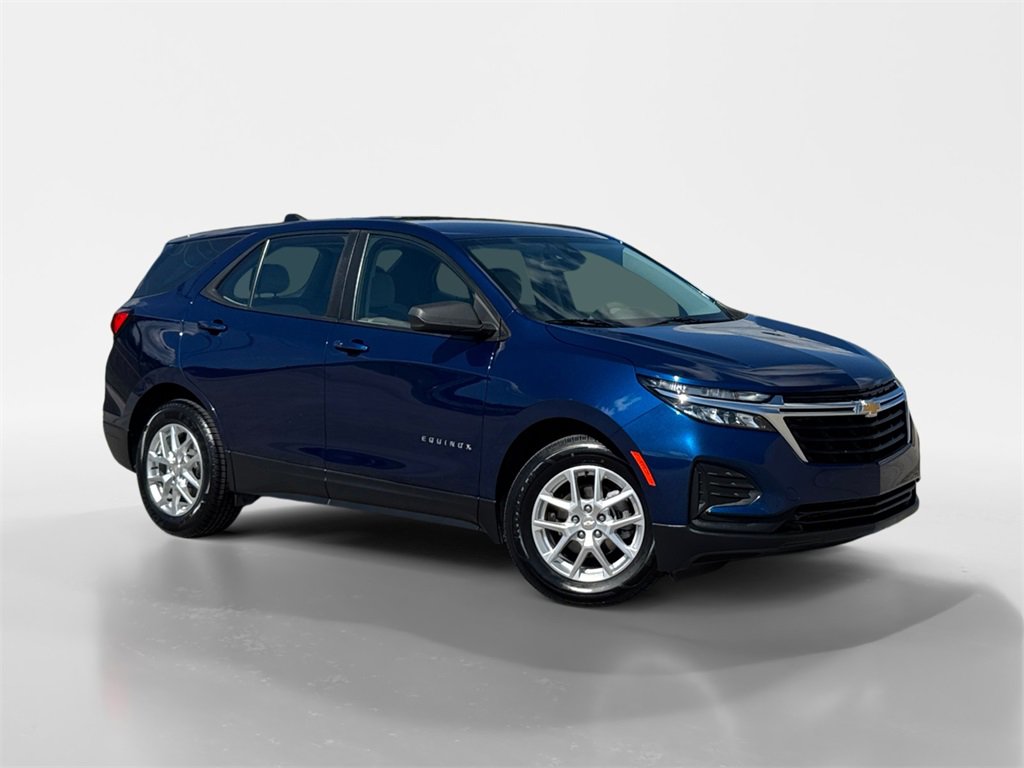 Used 2022 Chevrolet Equinox LS image 1