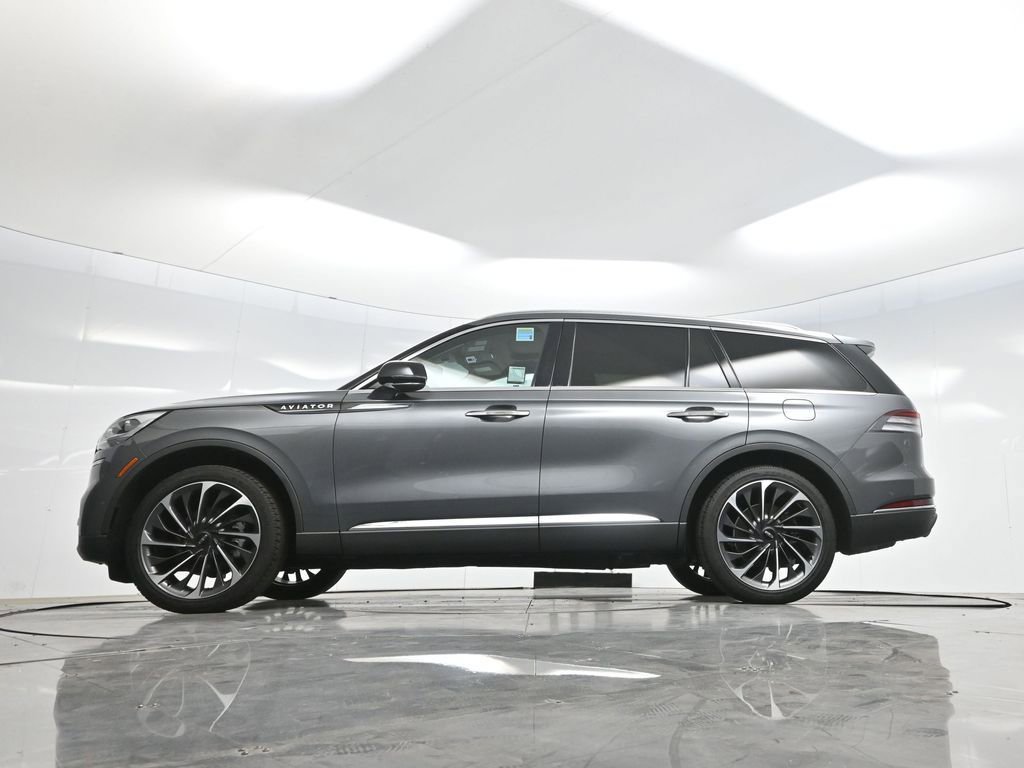 Used 2023 Lincoln Aviator Reserve w/ Equipment Group 201A AWD/4WD image 59