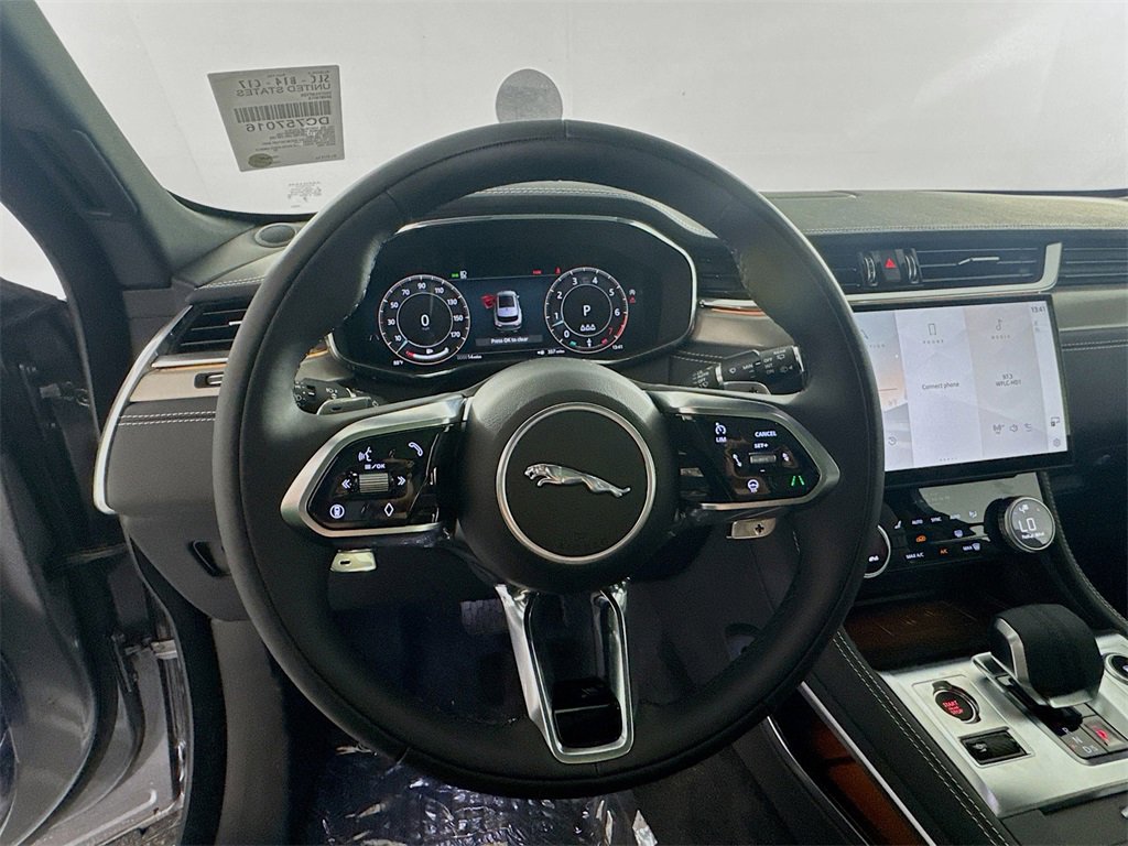 New 2026 Jaguar F-PACE R-Dynamic S image 11