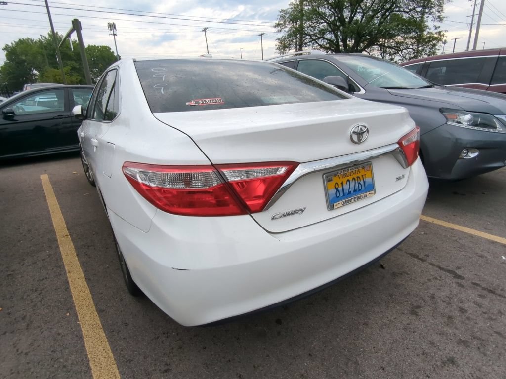 Used 2017 Toyota Camry XLE FWD image 4
