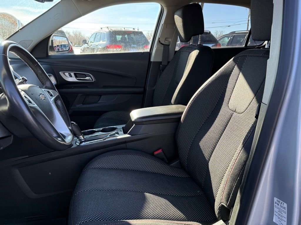 Used 2016 Chevrolet Equinox LT w/ Convenience Package image 12