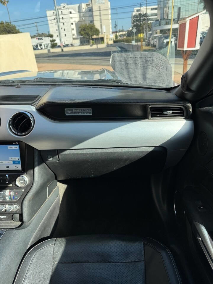 Used 2016 Ford Mustang Premium RWD image 12