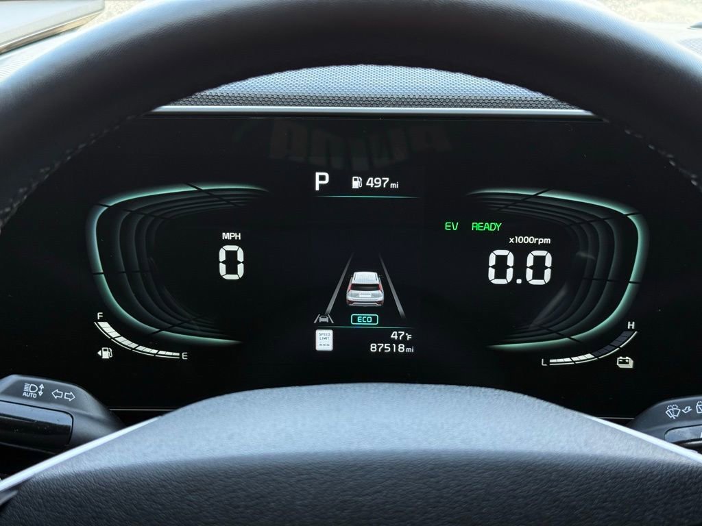 Used 2023 Kia Niro EX image 31