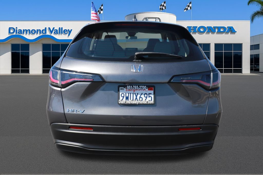 Used 2023 Honda HR-V LX image 5