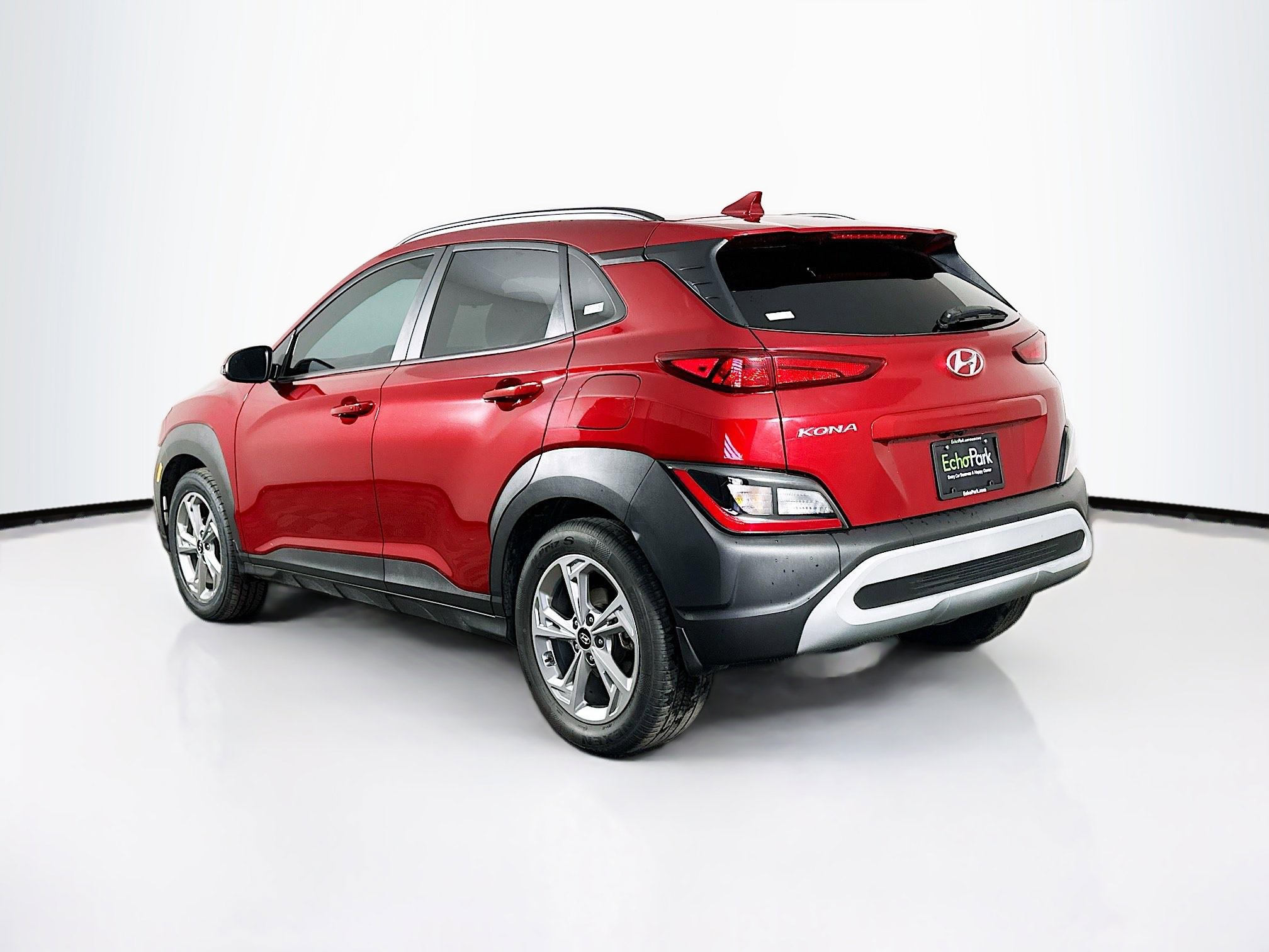 Used 2023 Hyundai Kona SEL image 5