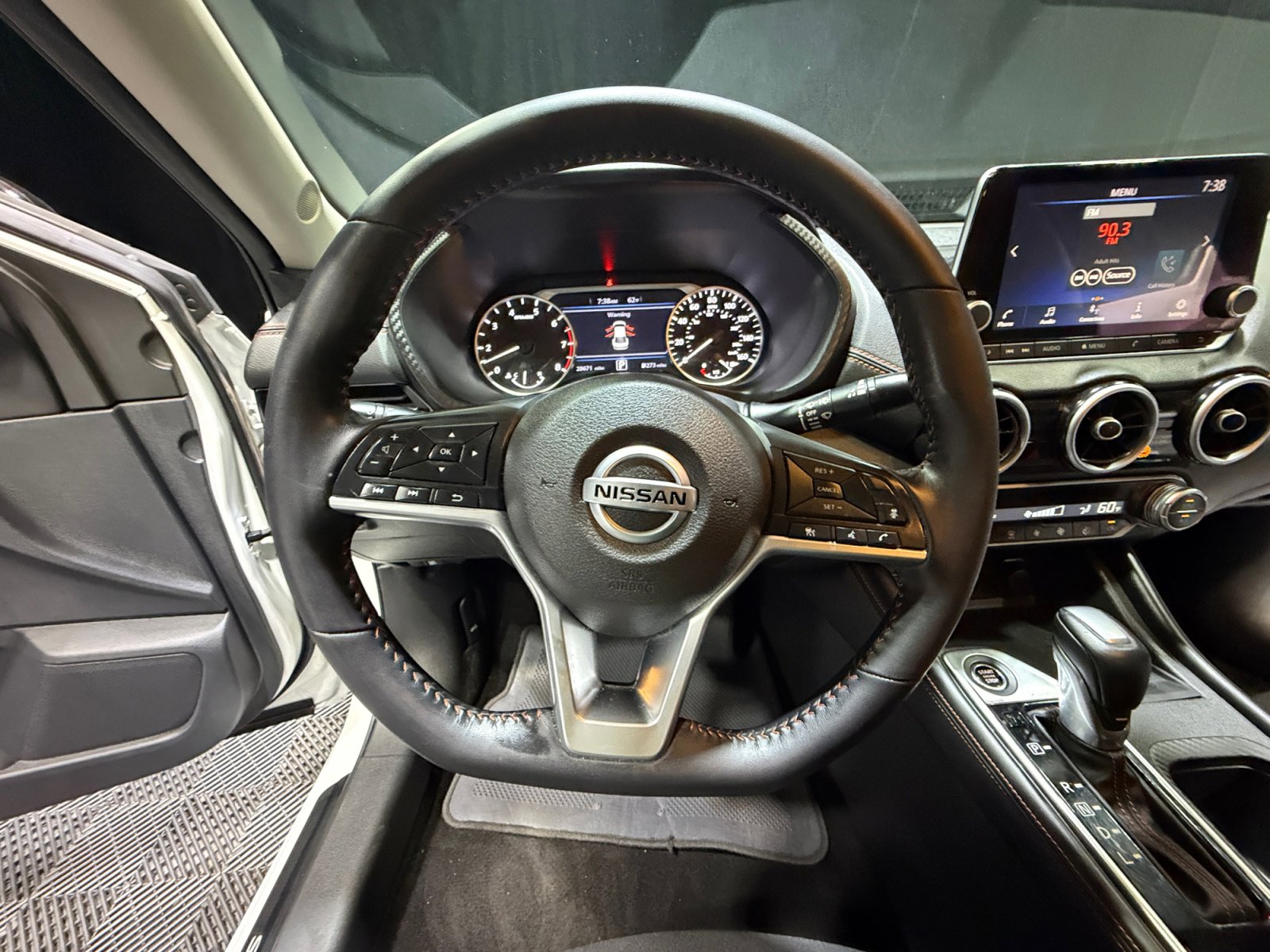 Certified 2021 Nissan Sentra SR FWD image 9