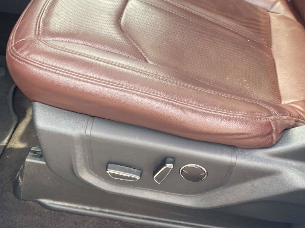 Used 2022 Ford Expedition Limited AWD/4WD image 16