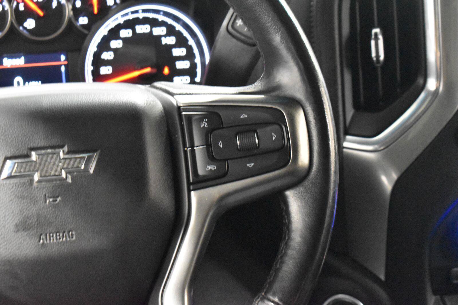 Used 2022 Chevrolet Silverado 1500 LT Trail Boss w/ LT Trail Boss Premium Package AWD/4WD image 9