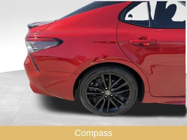 Used 2023 Toyota Camry XSE w/ Navigation Package image 15