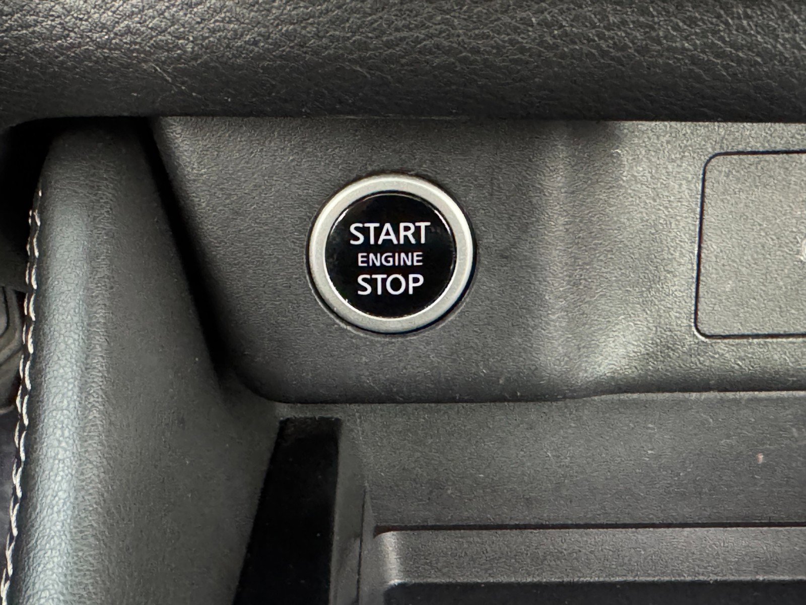 Used 2023 Nissan Rogue SL w/ SL Premium Package FWD image 22