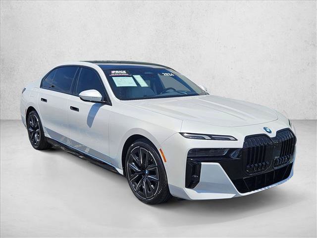 Certified 2024 BMW i7 eDrive50 w/ M Sport Package RWD image 3