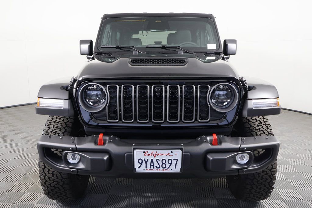 Used 2026 Jeep Wrangler Rubicon AWD/4WD image 2