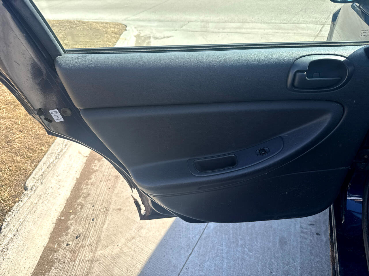 Used 2006 Dodge Stratus SXT image 20