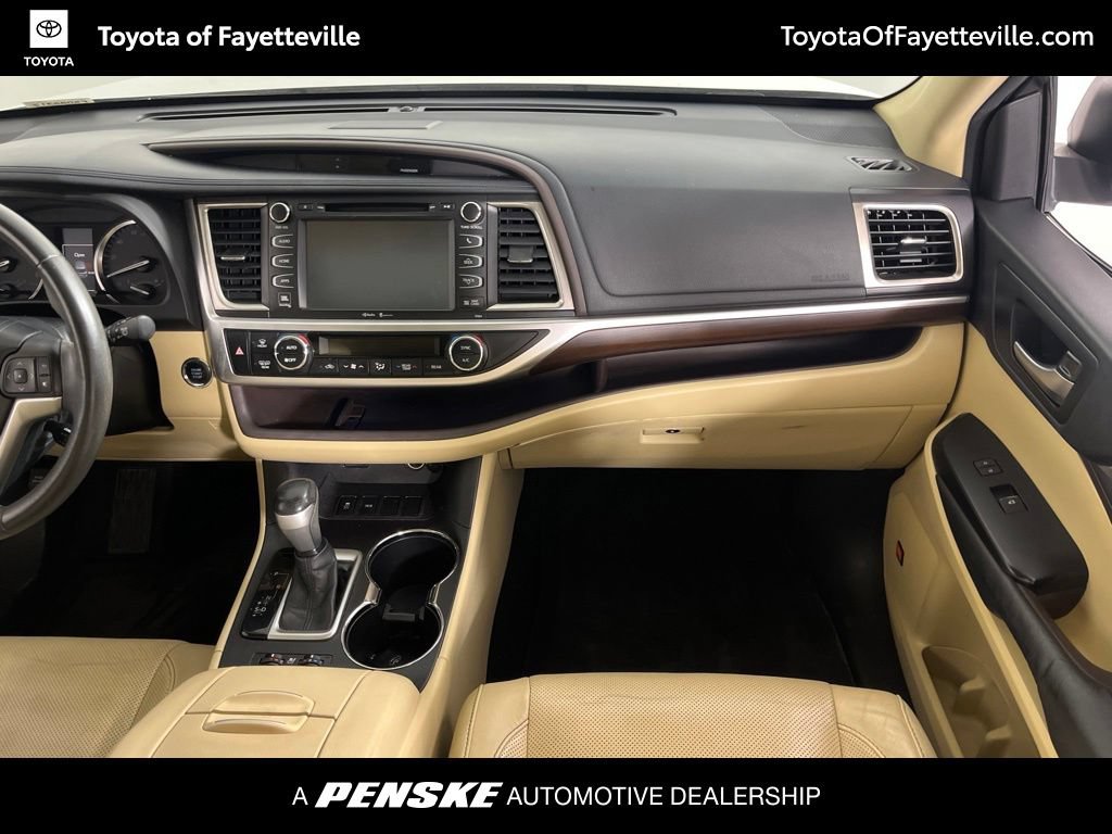 Used 2015 Toyota Highlander Limited FWD image 19