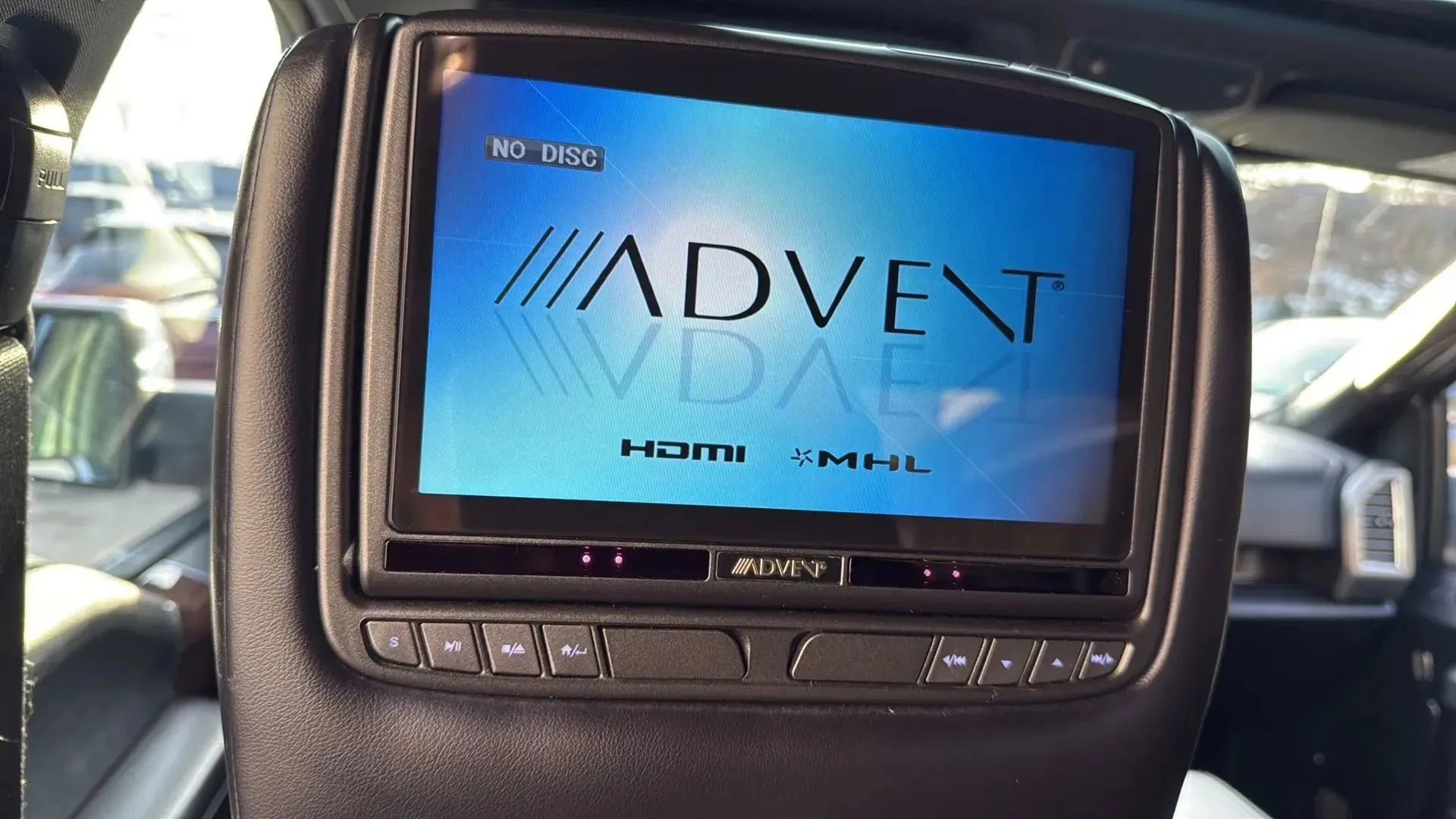 Used 2016 Ford F150 Platinum w/ Equipment Group 701A Luxury image 30