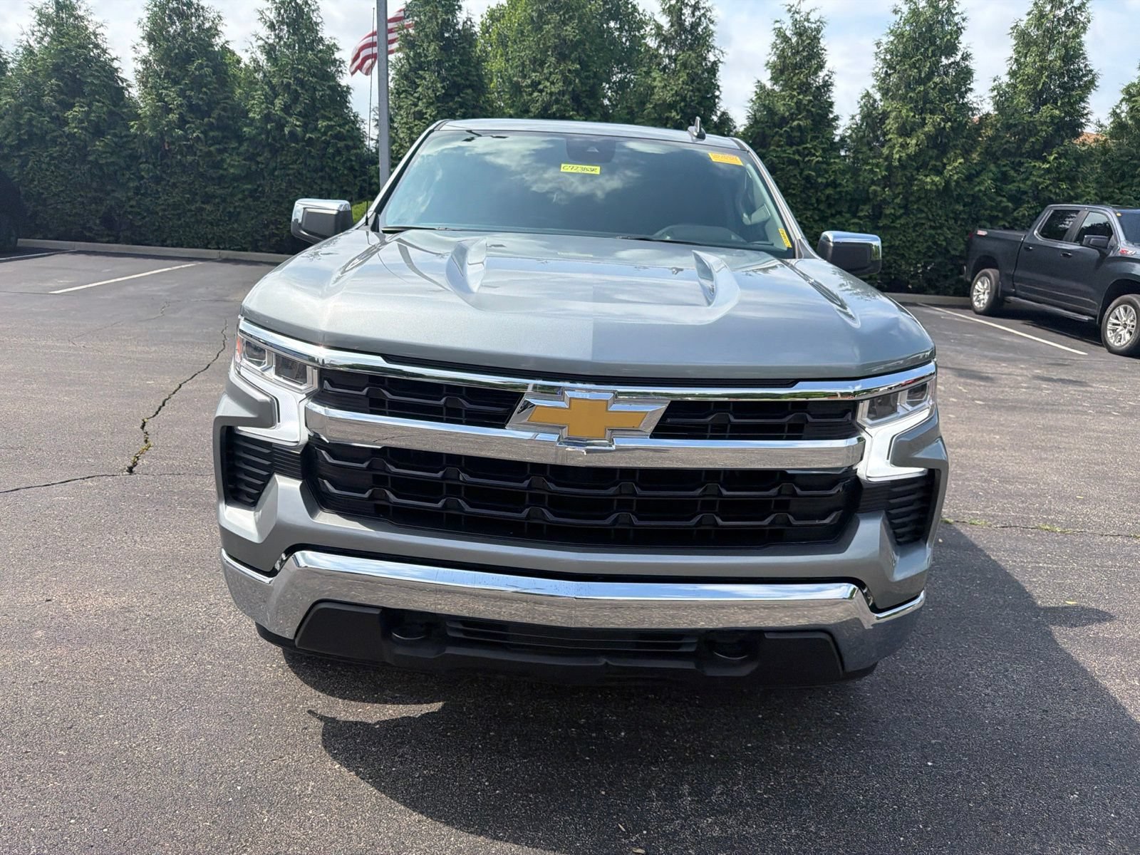 Used 2026 Chevrolet Silverado 1500 LT AWD/4WD image 8