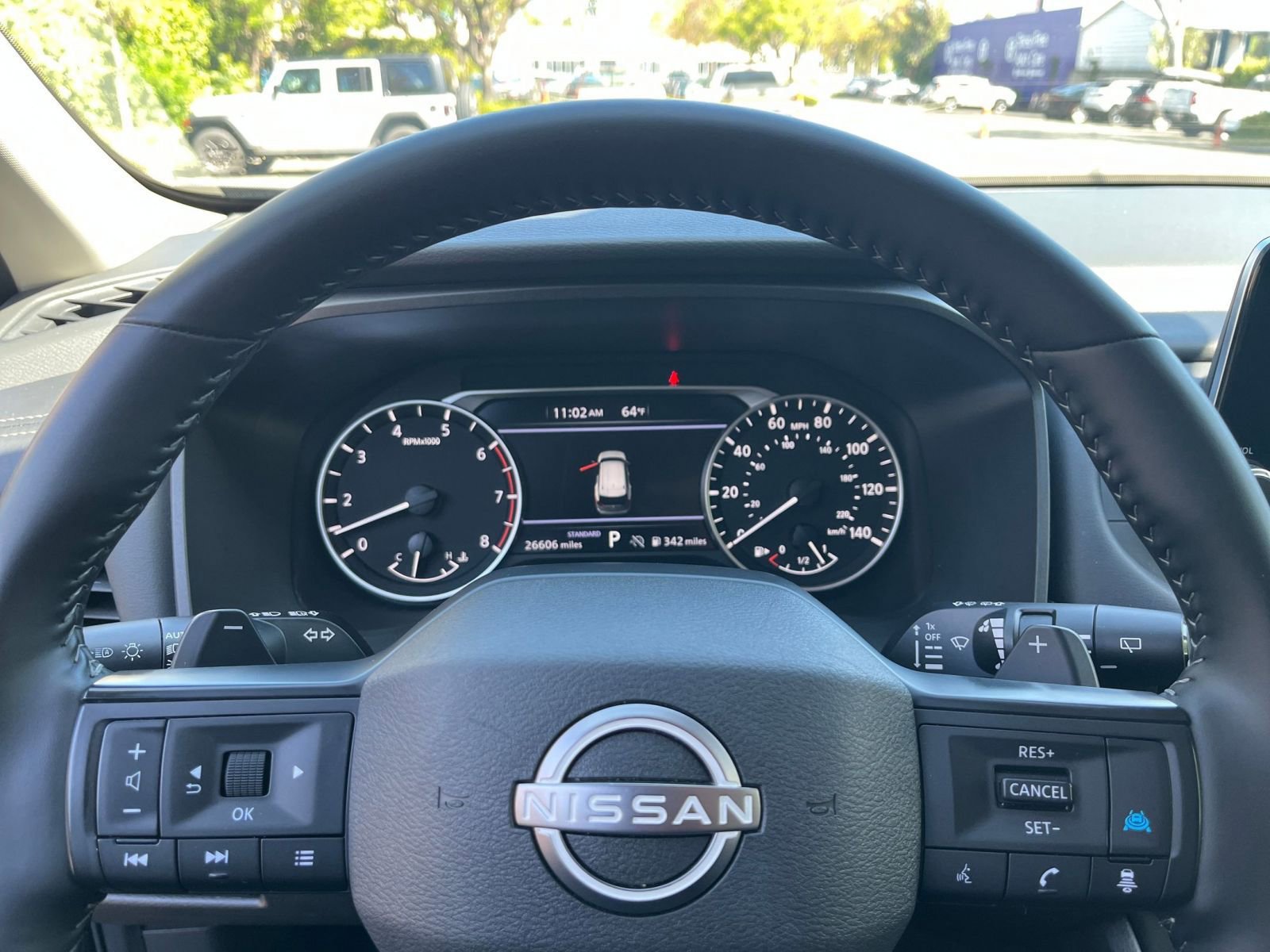 Used 2025 Nissan Rogue SV image 30