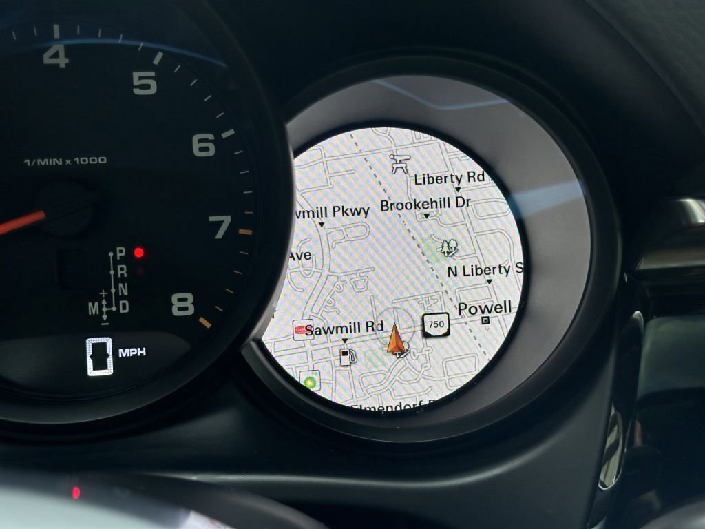 Used 2017 Porsche Macan image 38