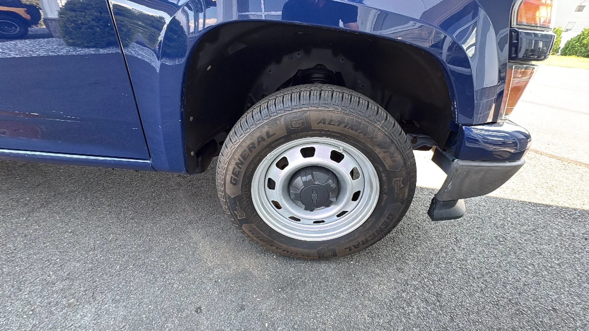 Used 2012 Chevrolet Colorado W/T RWD image 13