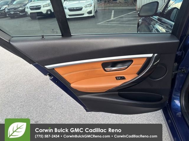 Used 2018 BMW 330i xDrive Sedan w/ Convenience Package image 23