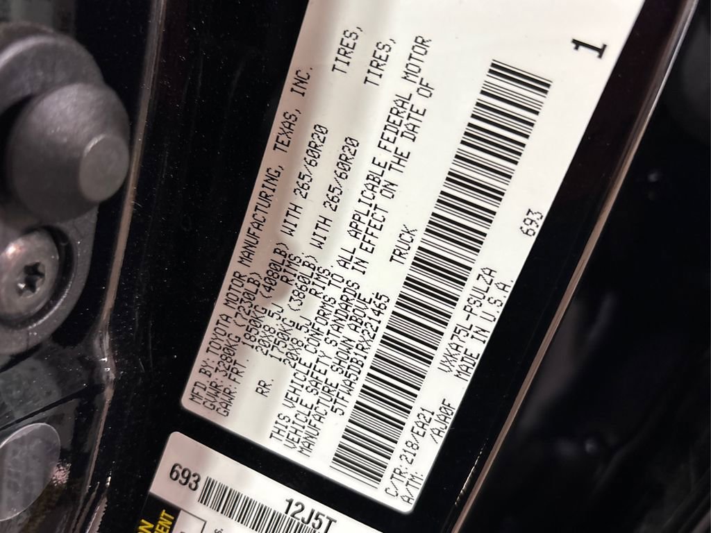 Used 2024 Toyota Tundra Limited w/ TRD Off-Road Package image 20