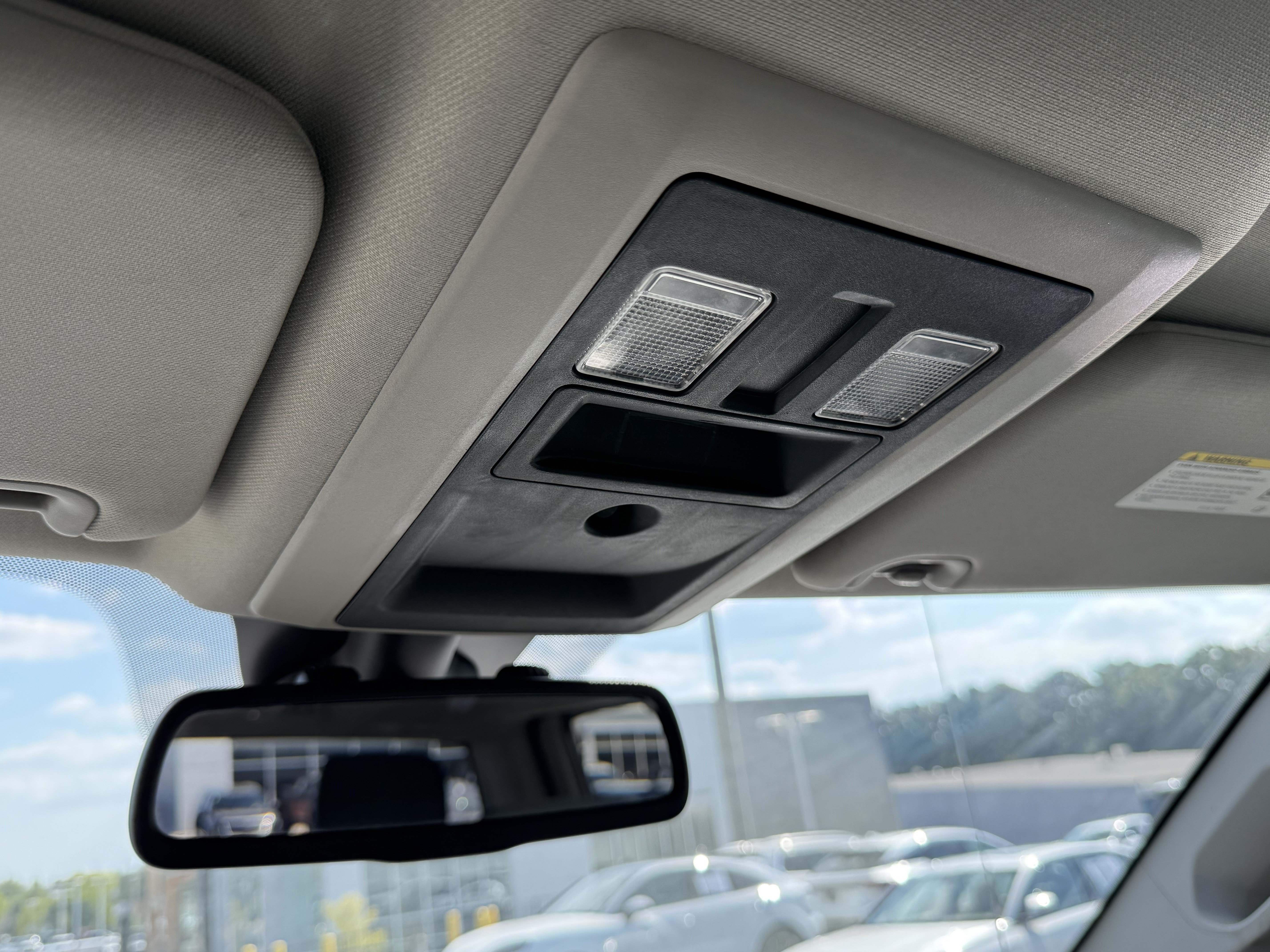 Used 2015 RAM 1500 Express RWD image 27