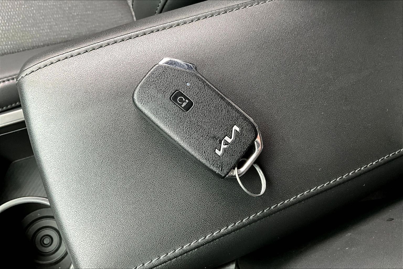 Used 2023 Kia Niro EX image 34