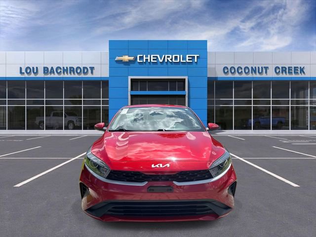 Used 2023 Kia Forte LXS FWD image 3