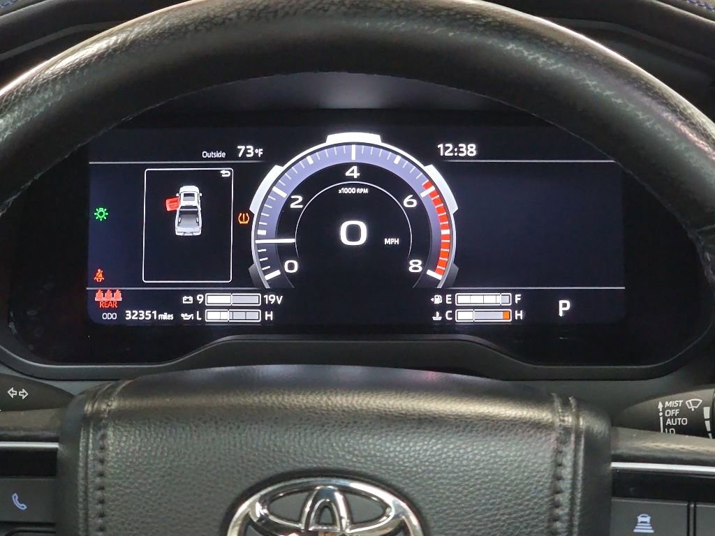 Used 2024 Toyota Tundra Platinum AWD/4WD image 19